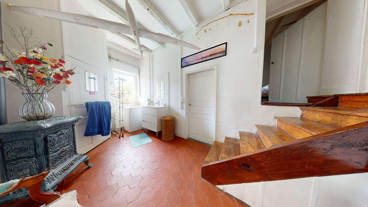 Maison à LONGWY-SUR-LE-DOUBS