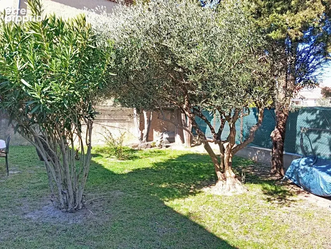 Maison de plain pied 85 m2 -  3 chambres  - jardin de 493 m2 - photo 12