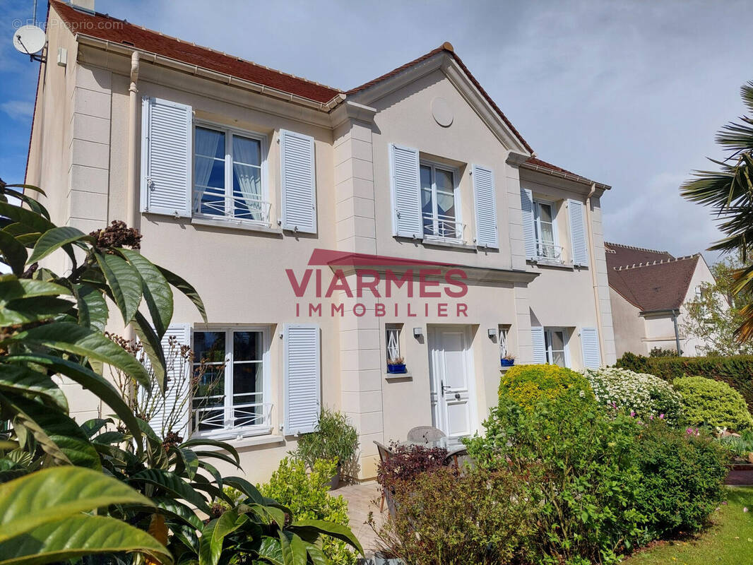Maison à LUZARCHES