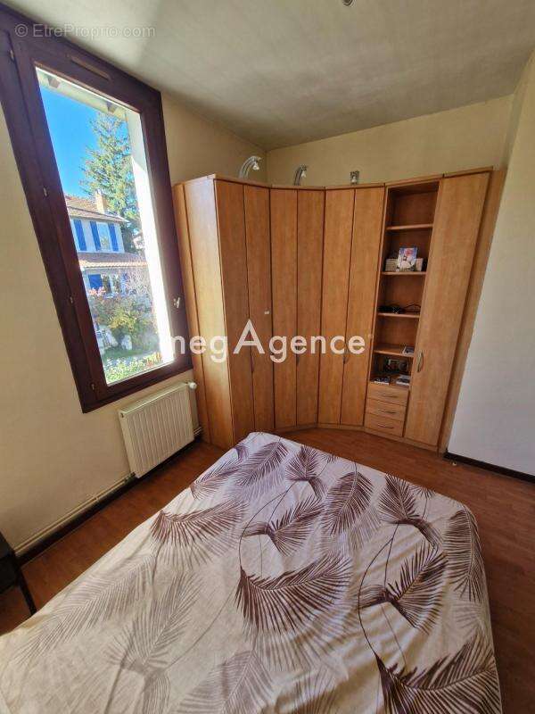 Maison à PIERRE-BENITE