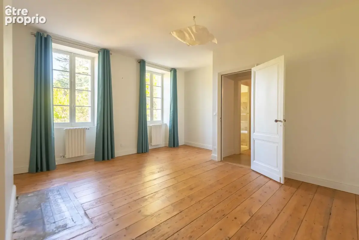 Propriete en pierre - 258 m2 + dependances - 4 ch - terrain de 9140 m2 - photo 15