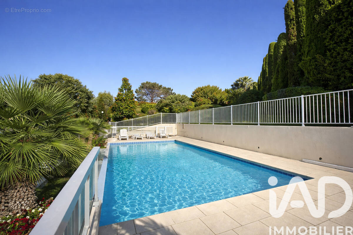 Photo 1 - Appartement à MANDELIEU-LA-NAPOULE