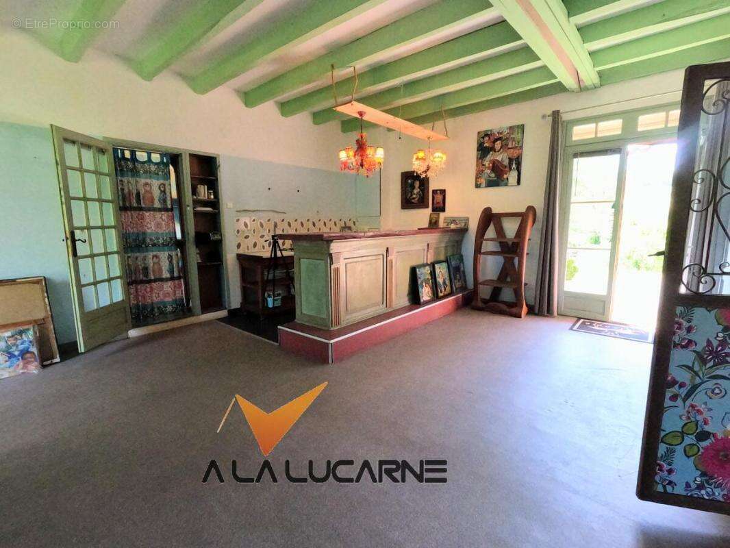 Maison à VILLAC