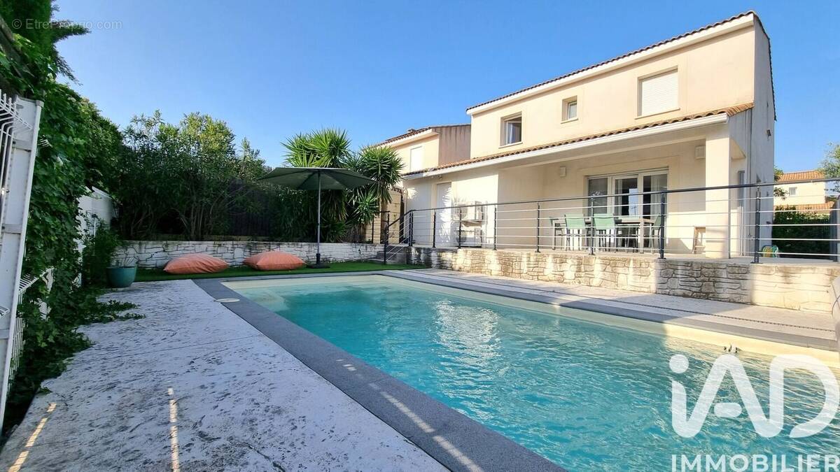 Photo 1 - Maison à ROUJAN