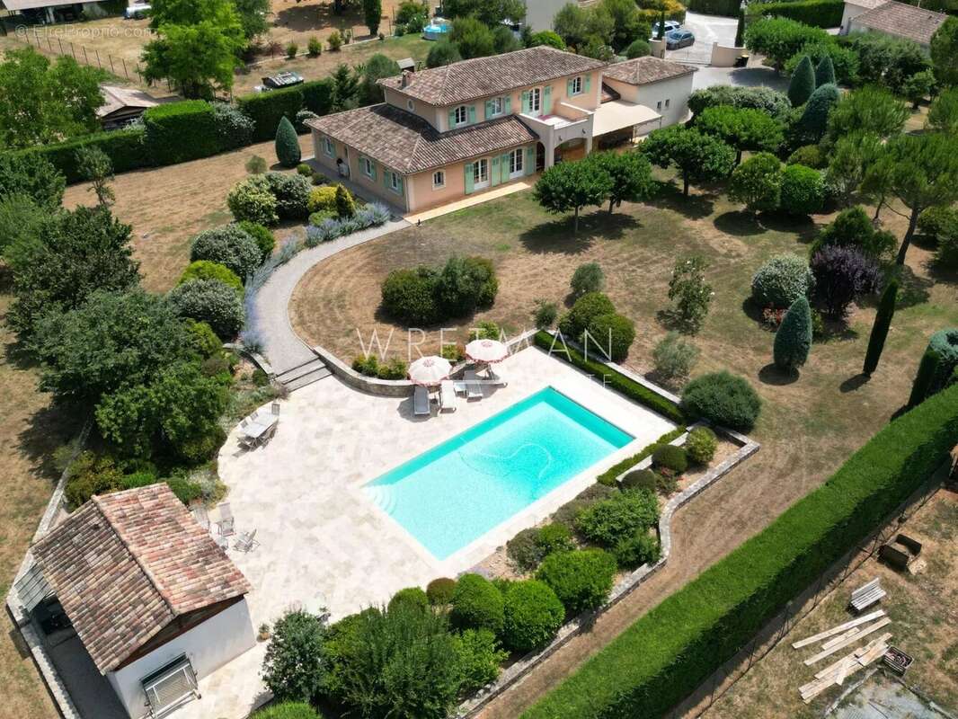 Maison à CALLIAN