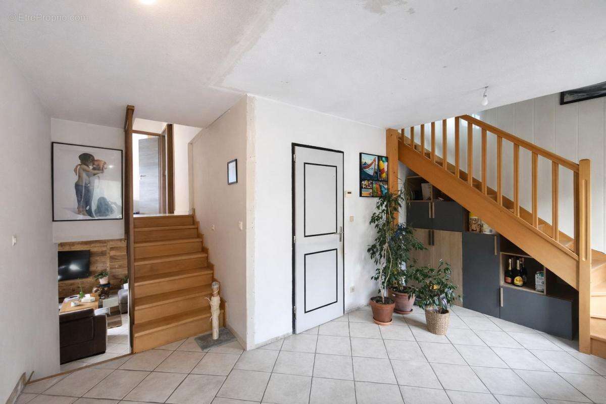 Maison à SEYNOD