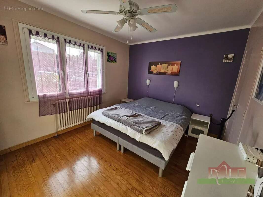 Maison à ROUSSILLON