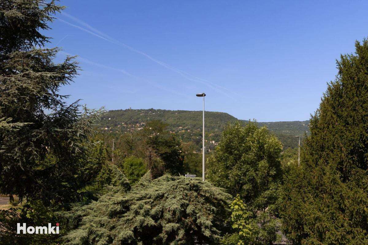 Appartement à FONTAINES-SUR-SAONE