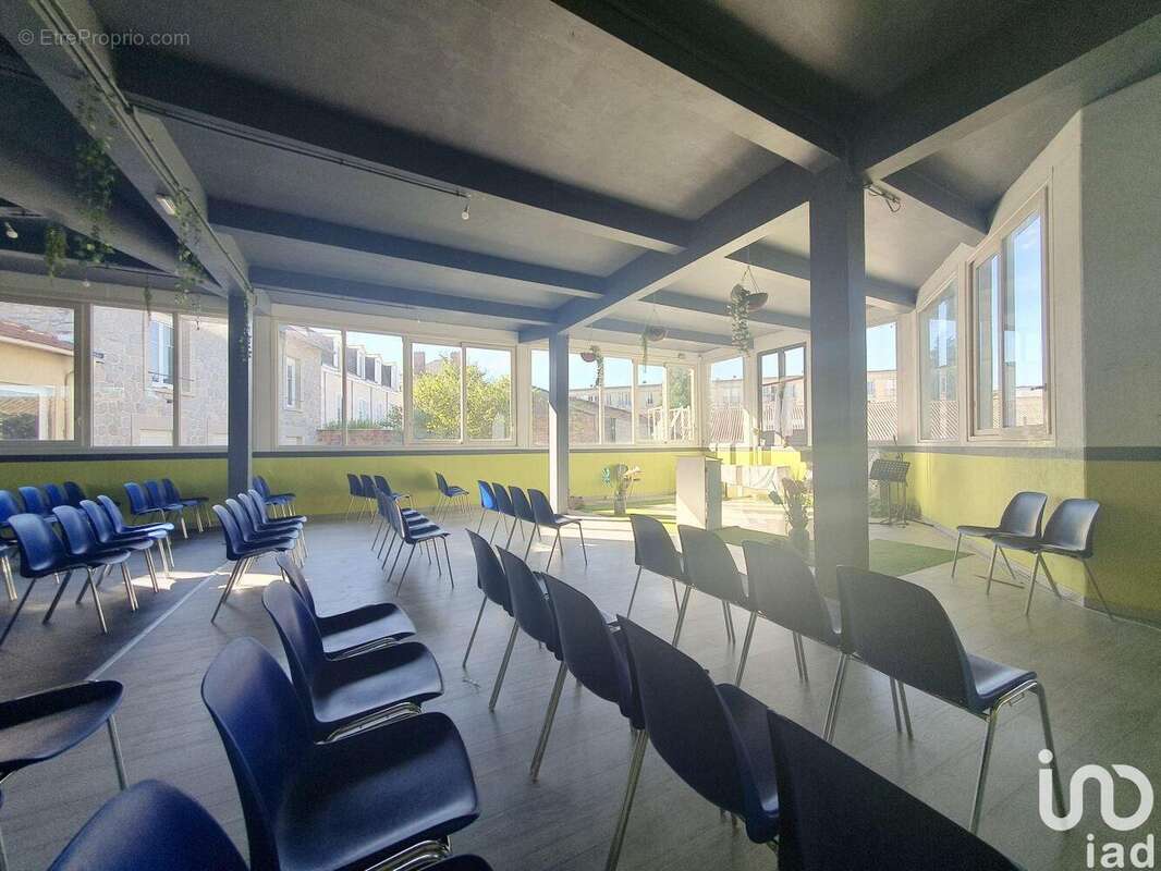 Photo 8 - Commerce à LIMOGES