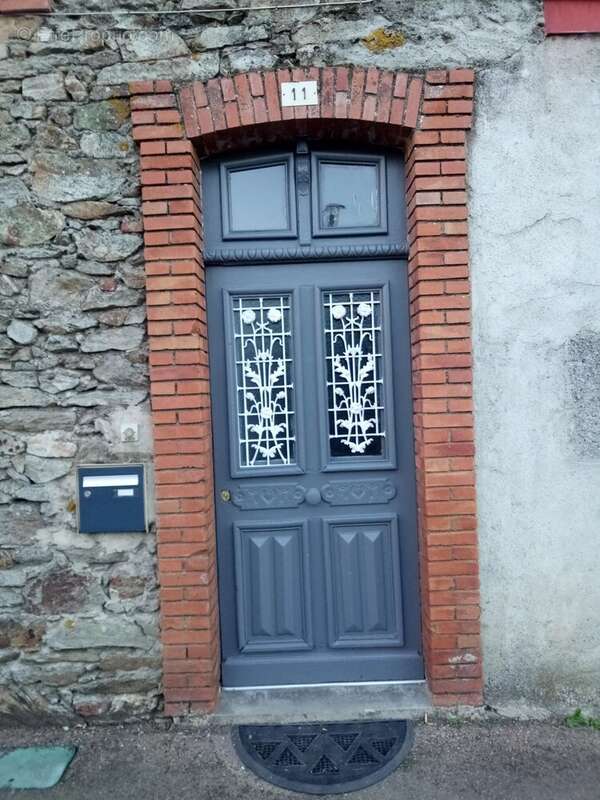 Appartement à MONTREDON-LABESSONNIE