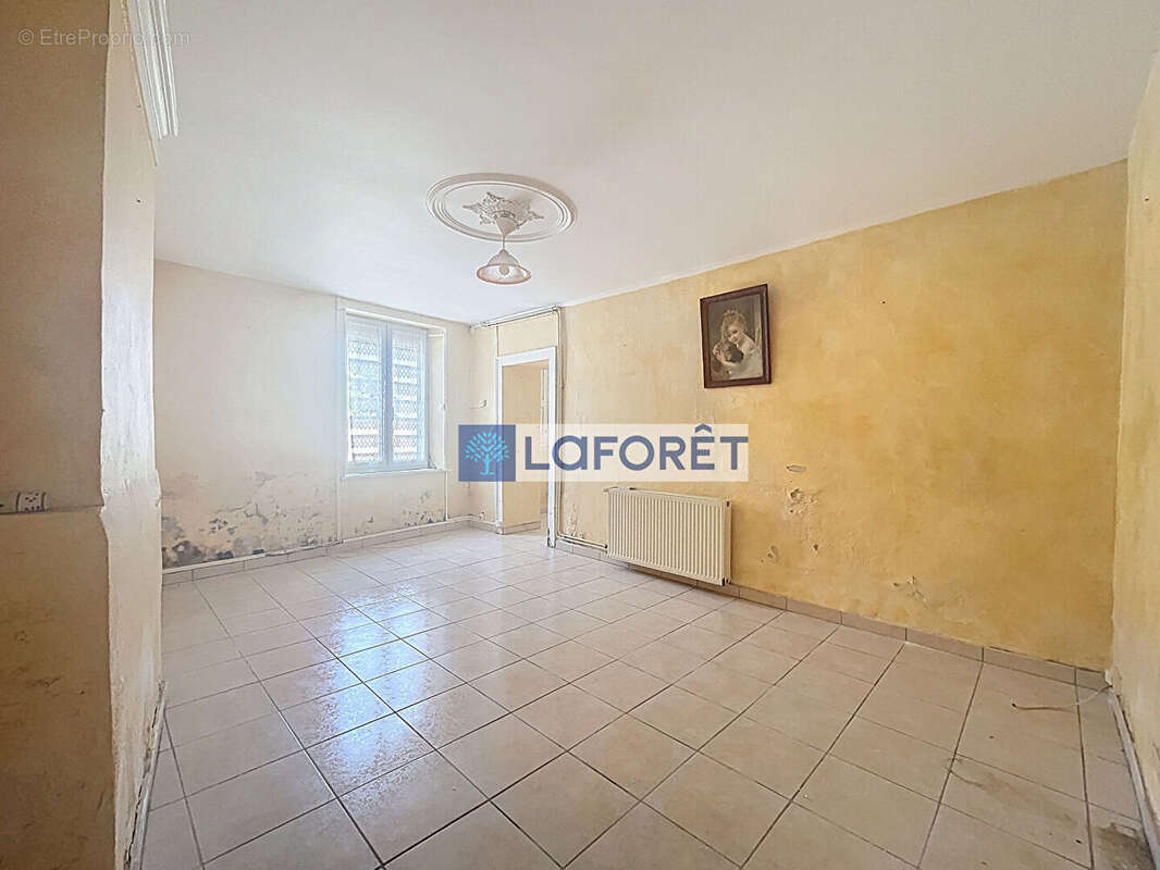 Parking à VECQUEVILLE