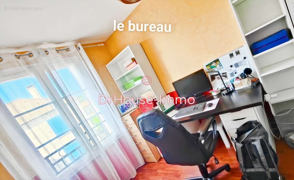 Maison à BUSSY-SAINT-GEORGES