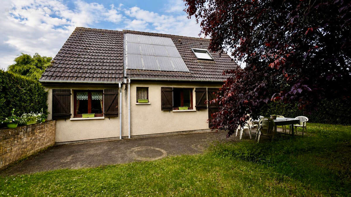 Maison à EPONE