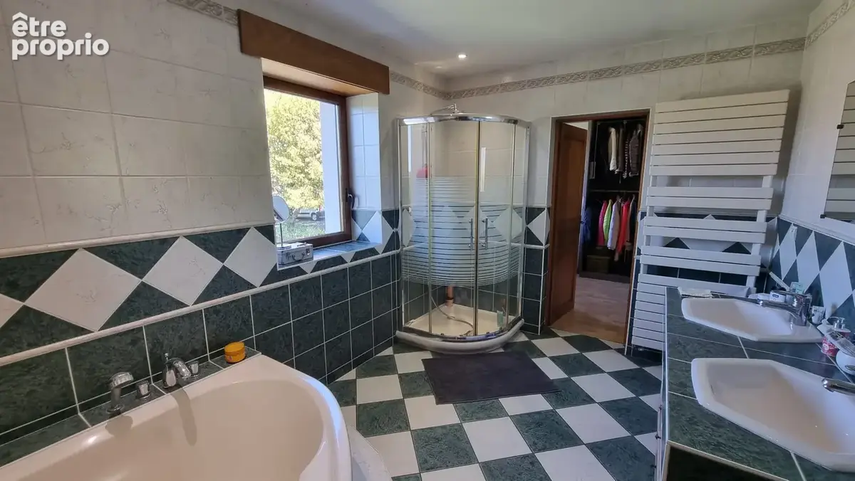 Champagneux   une maison de caractère qui ne demande qu’à écrire la suite de son histoire… - photo 30