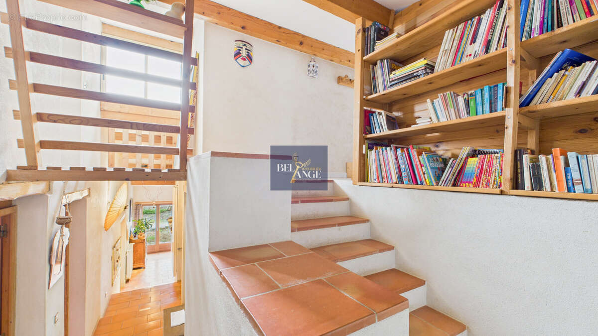 Maison à SAINT-ANDRE-DE-CRUZIERES