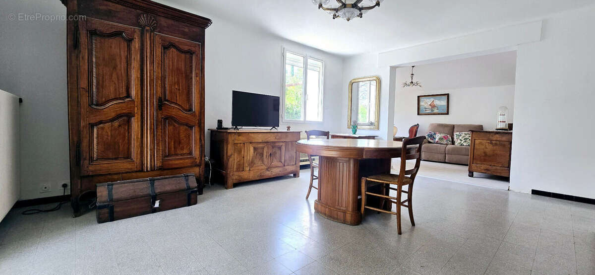 Maison à PONT-SAINT-ESPRIT