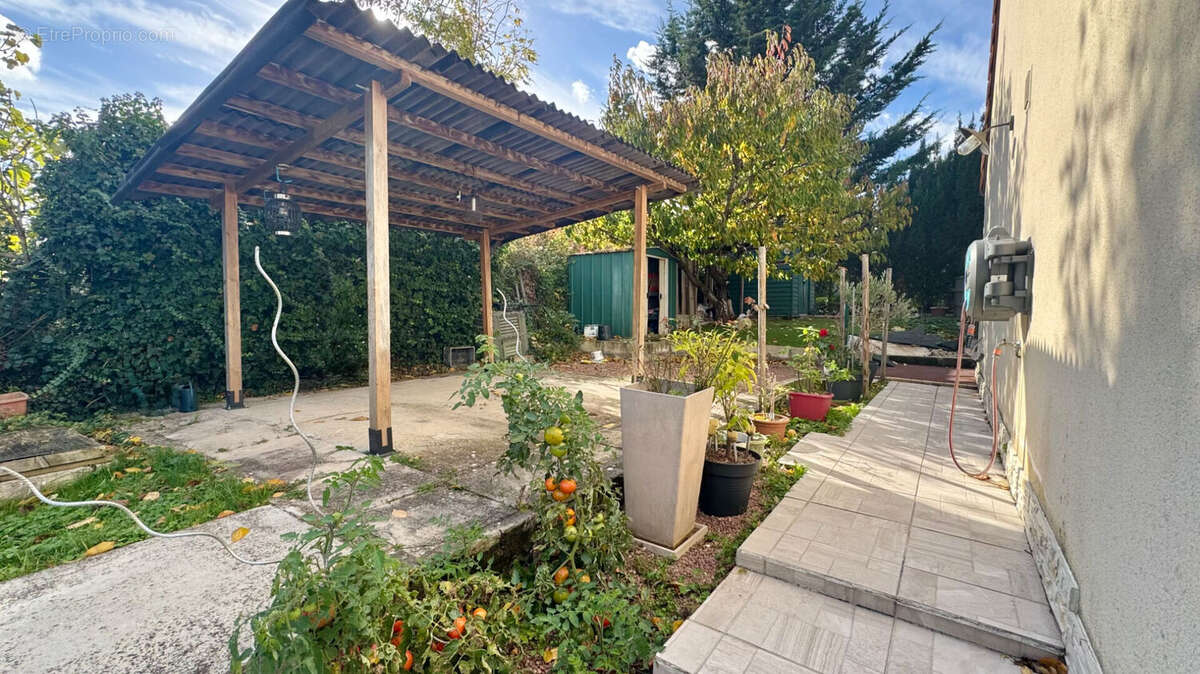 Maison à CORBEIL-ESSONNES