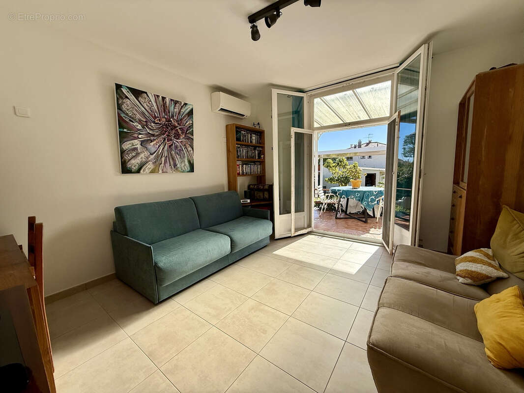 Maison à CAGNES-SUR-MER