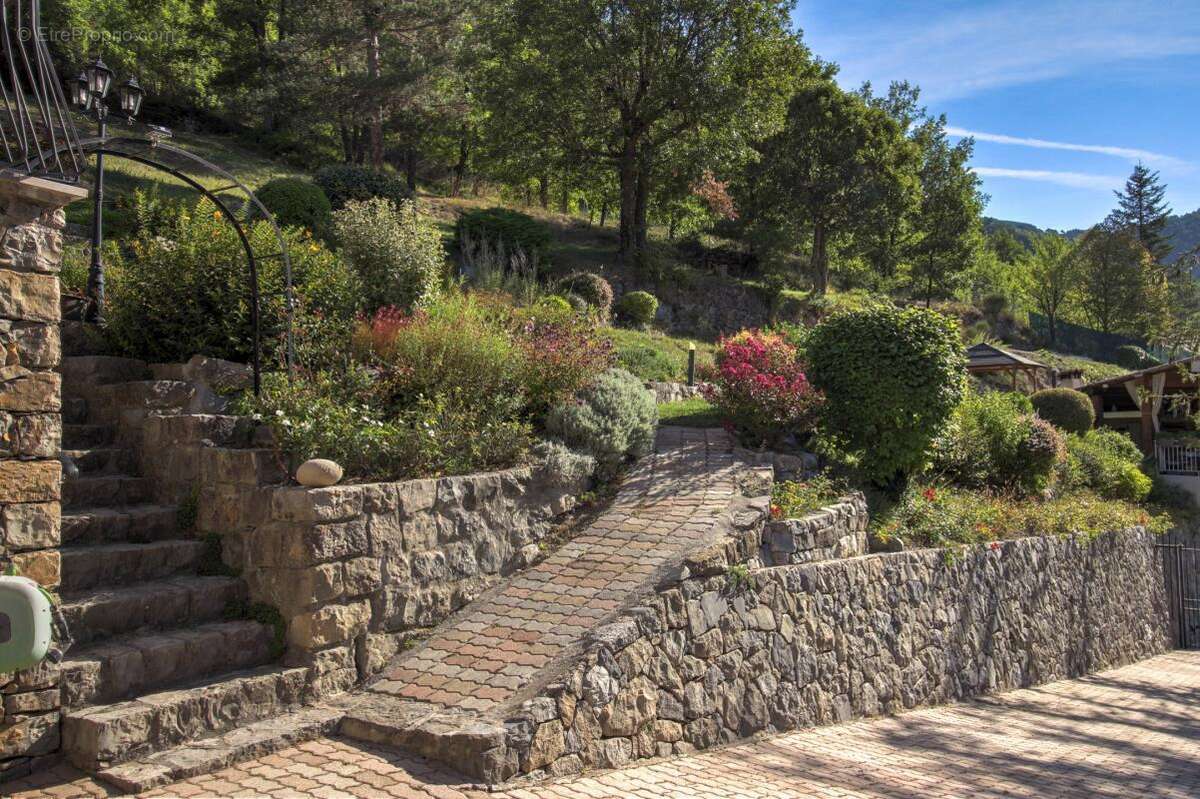 Maison à GUILLAUMES