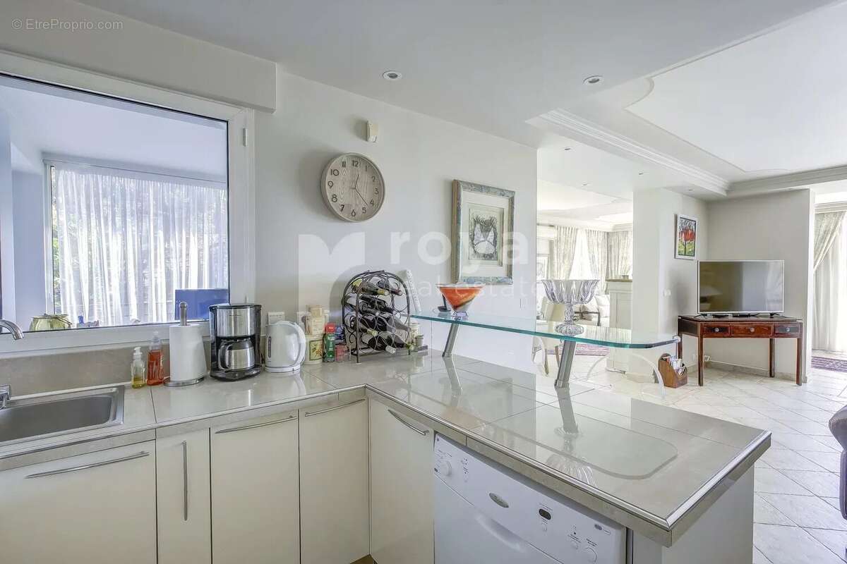 Appartement à MOUGINS