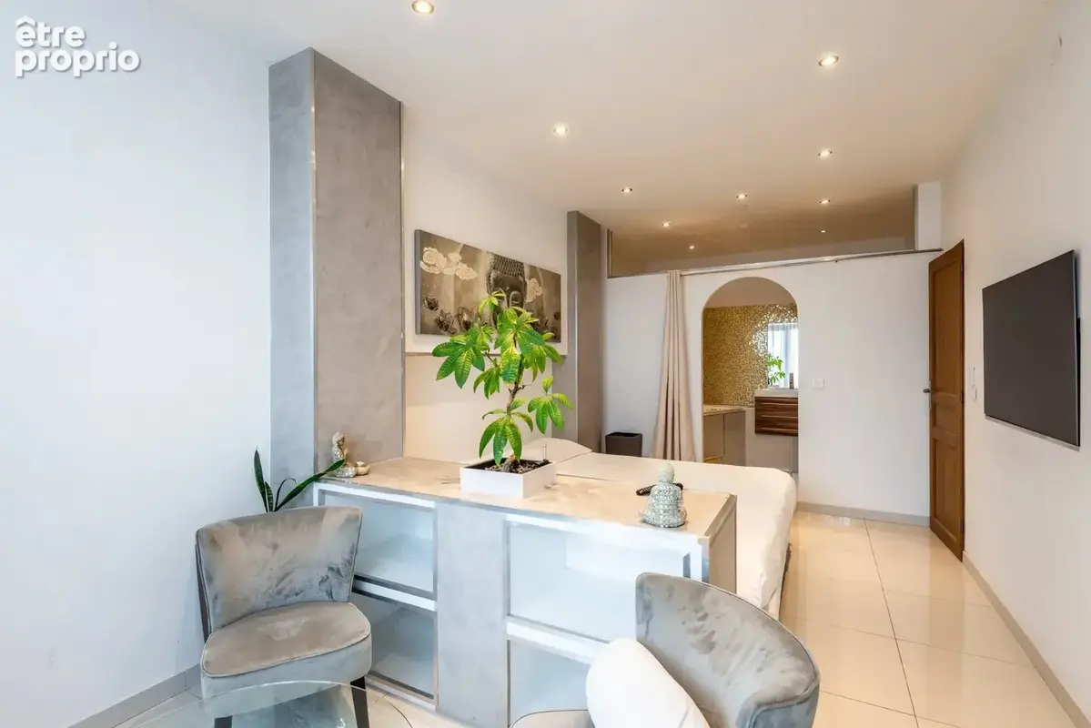 Appartement 5 pièces 131 m² à vendre à Publier (74500) - photo 4