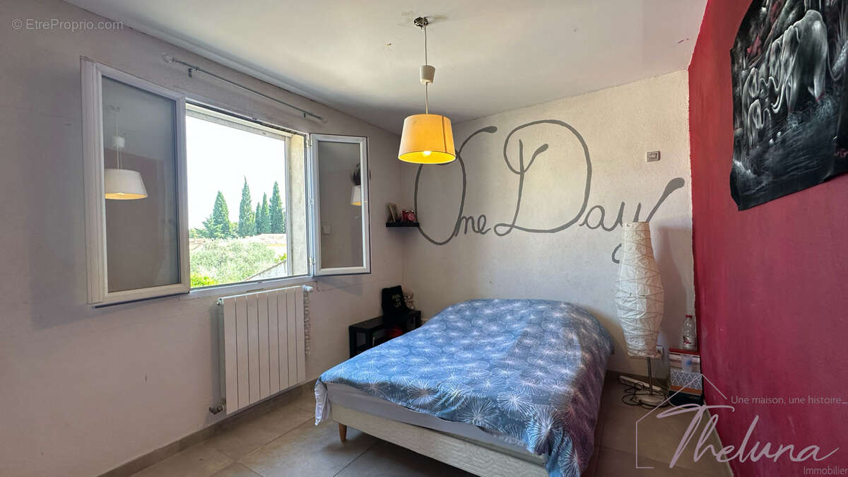 Villa R+1 avec piscine et terrain constructible à Tarascon - photo 16