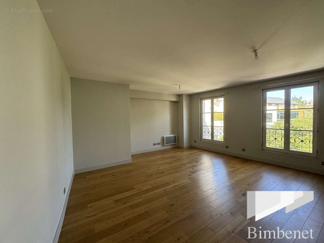 Appartement 108 m² à Orleans  - photo 2