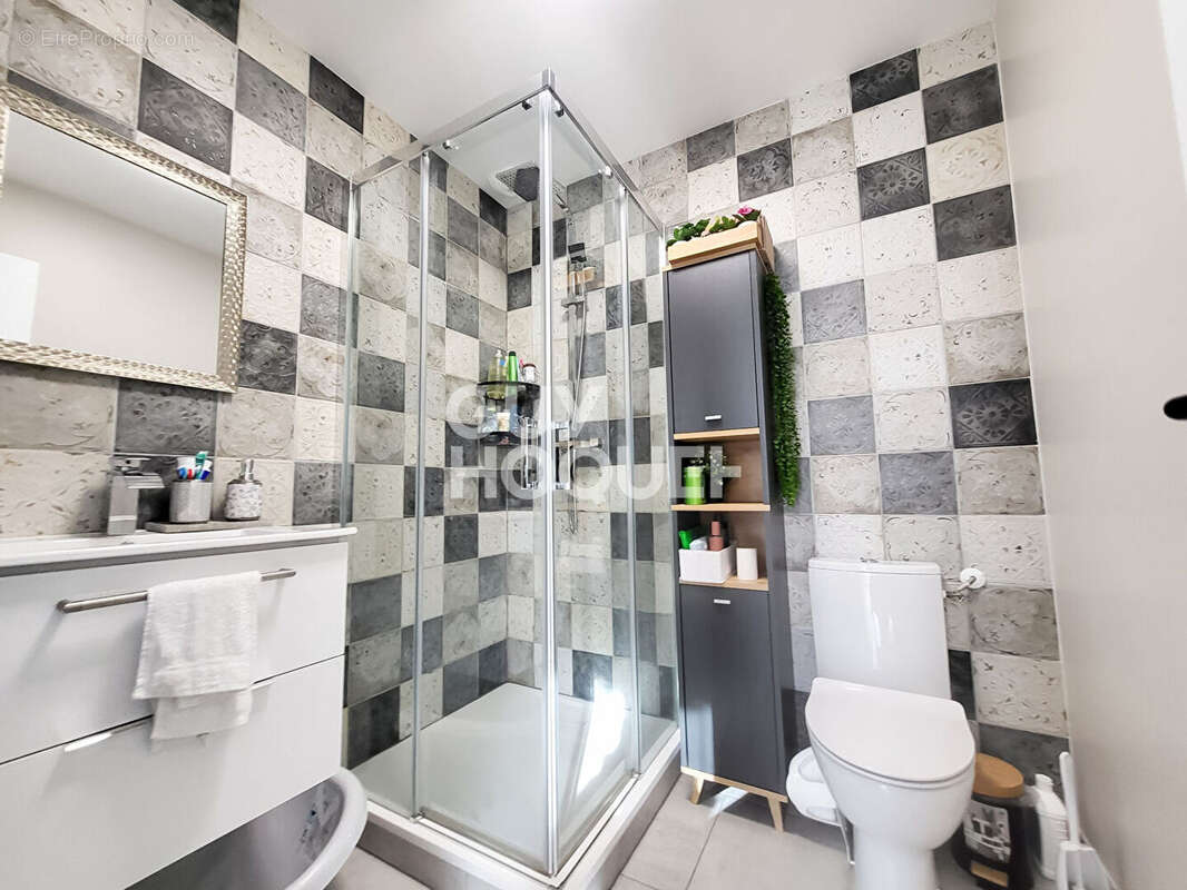 Maison à BRETTEVILLE-SUR-LAIZE