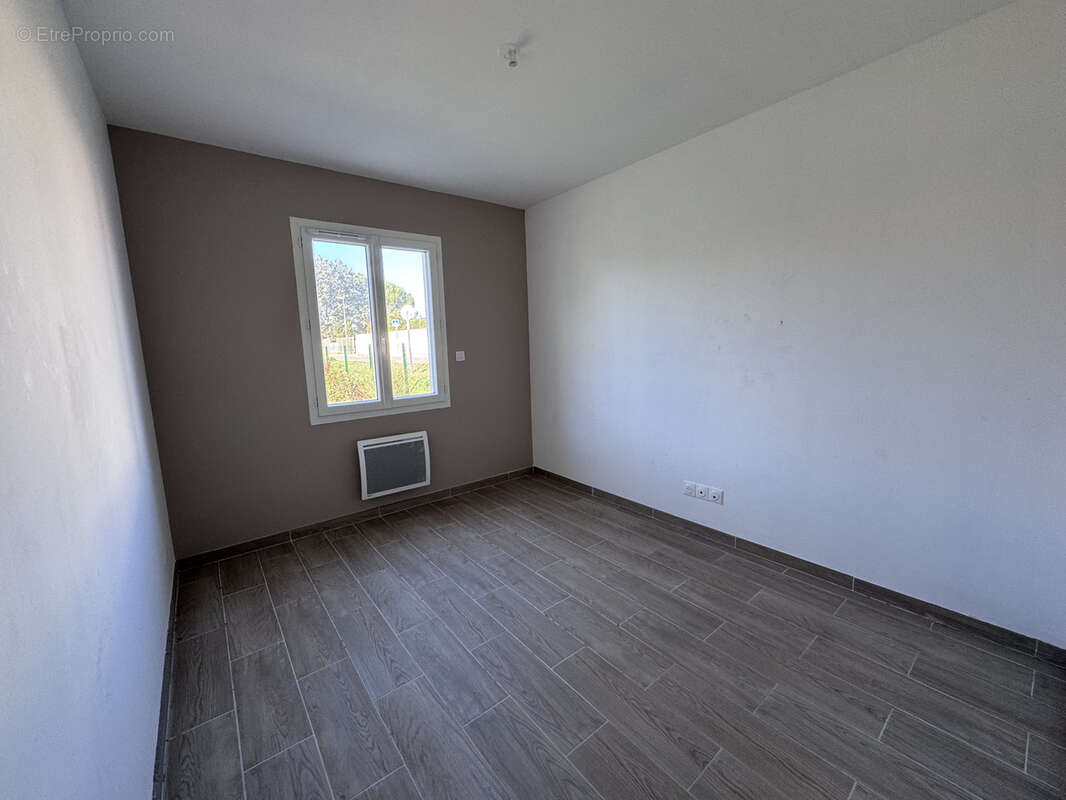 Maison à LA BATIE-ROLLAND