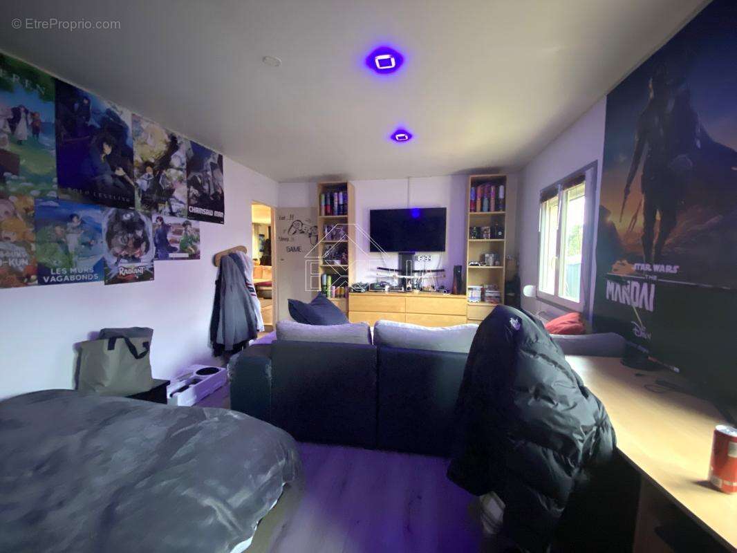 Maison à LIMETZ-VILLEZ