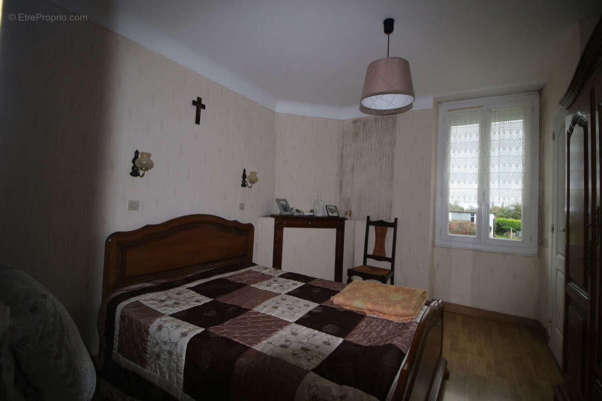 Maison à SAINT-MALO-DE-GUERSAC