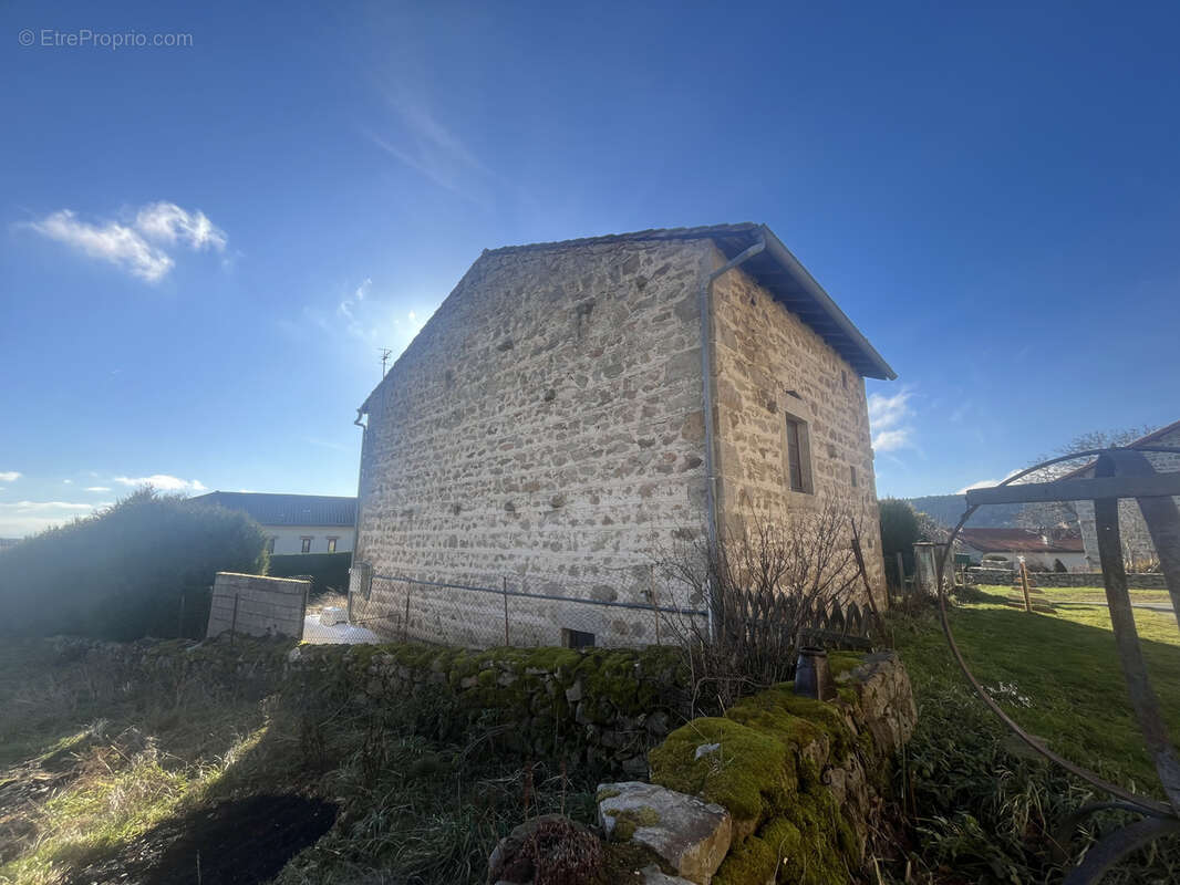 Maison à MONTARCHER