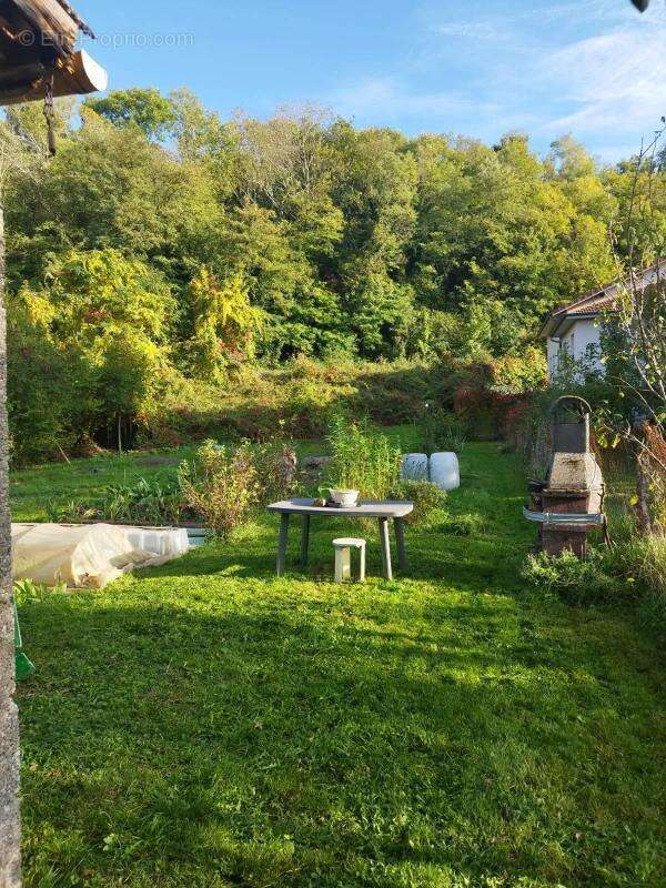 Maison à SAINT-DENIS-EN-BUGEY