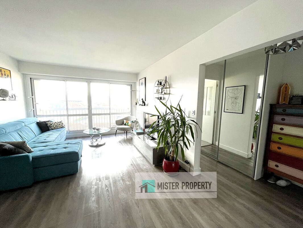 Appartement à RUEIL-MALMAISON