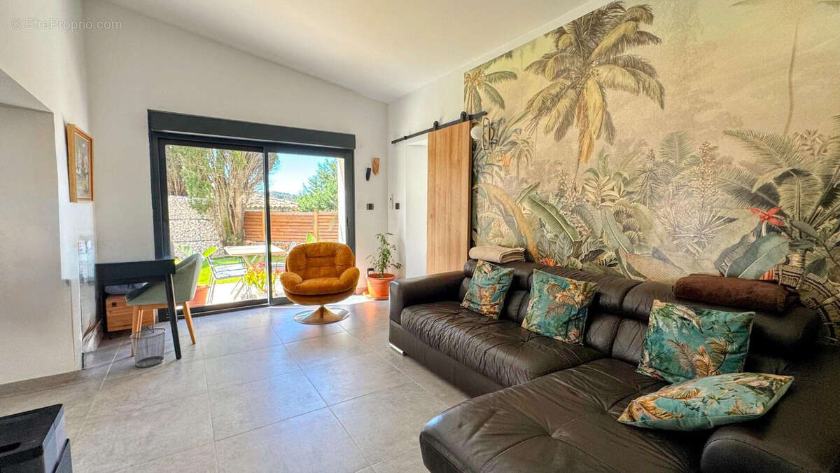 Appartement à LE THOLONET
