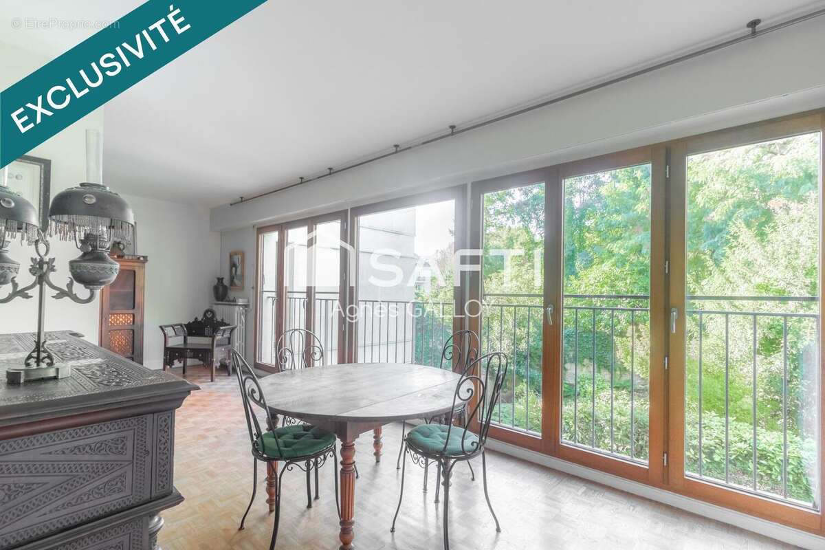 Photo 9 - Appartement à VERSAILLES