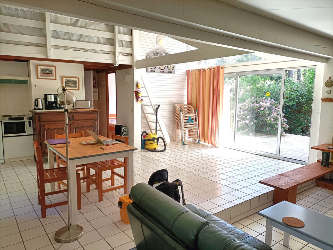 Maison à LE PORGE