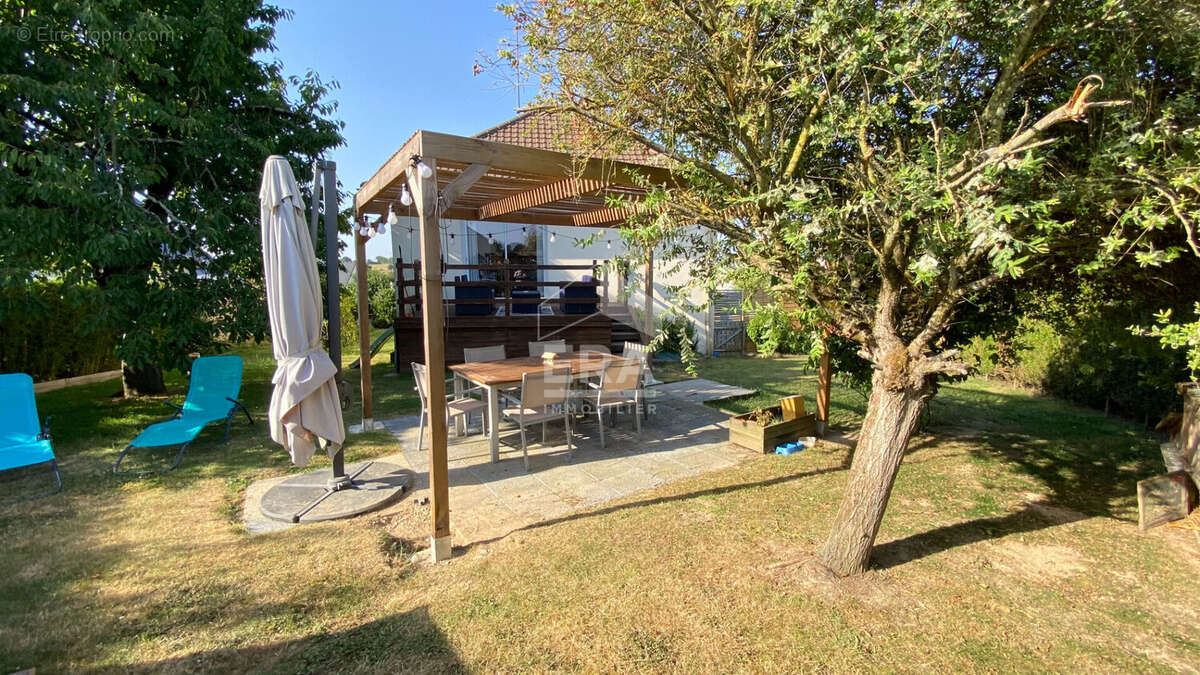 Maison à NUILLE-SUR-VICOIN