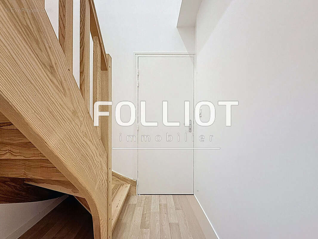 A vendre au coeur de CARTERET Appartement 3 pièces avec combles aménageables - photo 5
