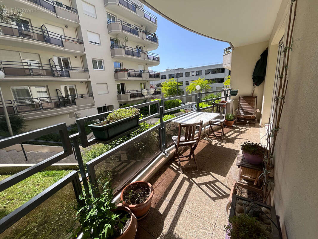 Appartement à CHAVILLE