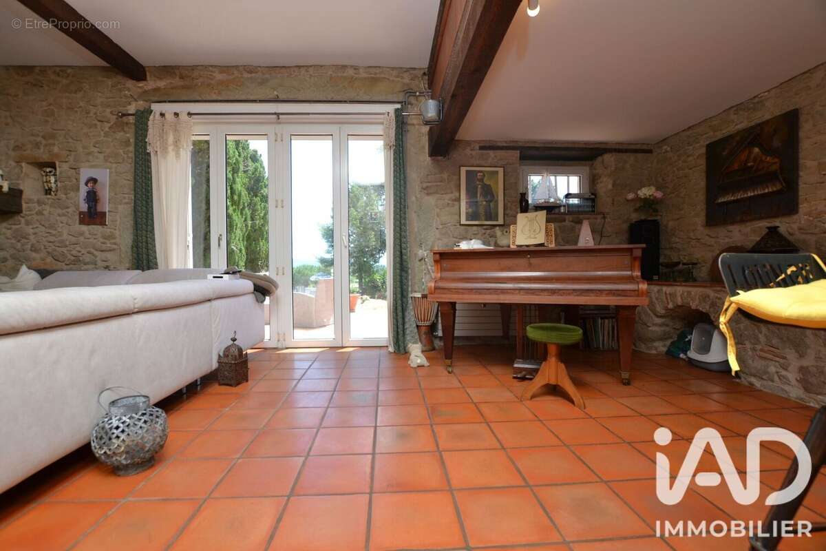 Photo 9 - Maison à RIEUX-MINERVOIS