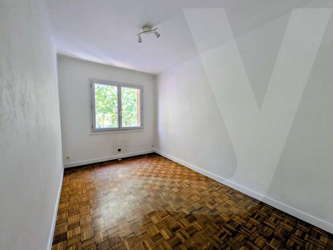 NANTES - PETIT PORT,  APPT T3 de 62 m² - Dernier étage – Balcon – Stationnement – Cave - photo 5