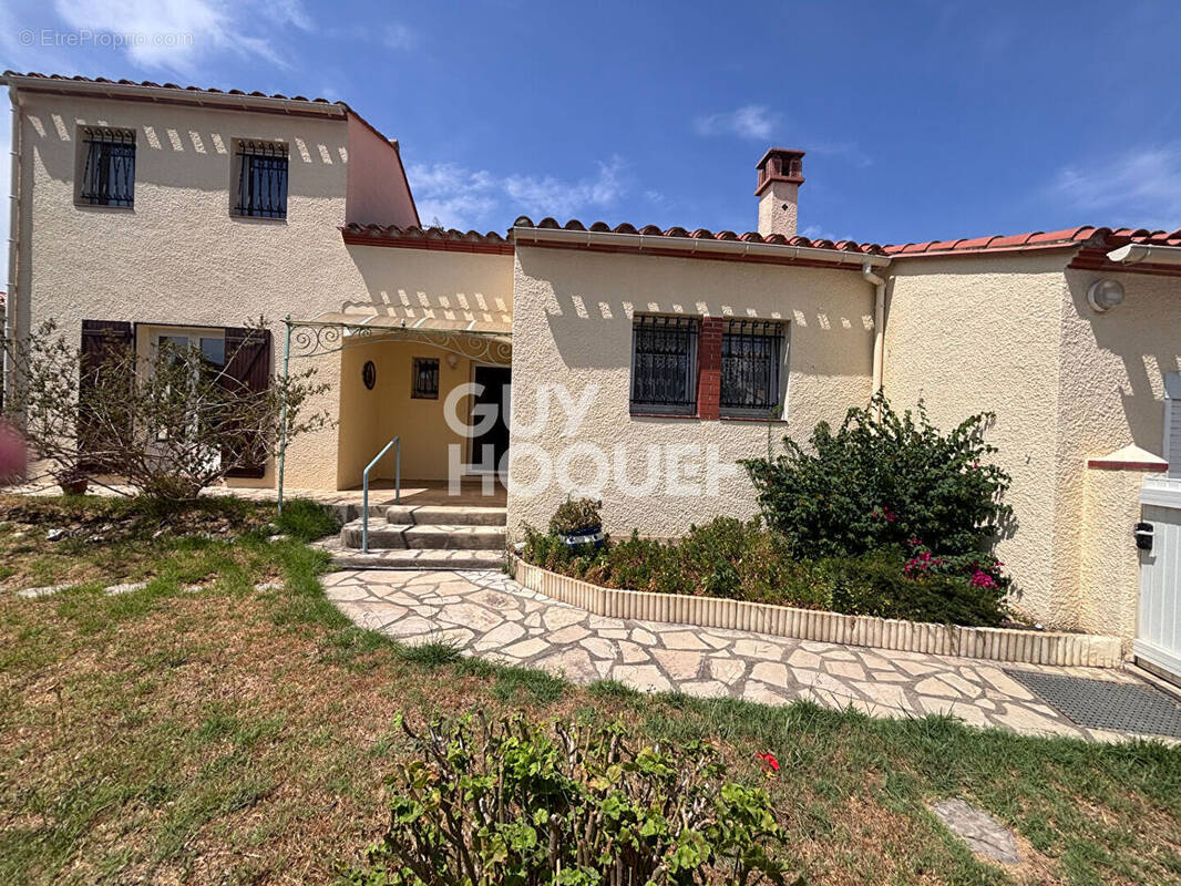 Maison 4 pièces 138 m² · à Saint-Cyprien · 138 m² · 399 000 €