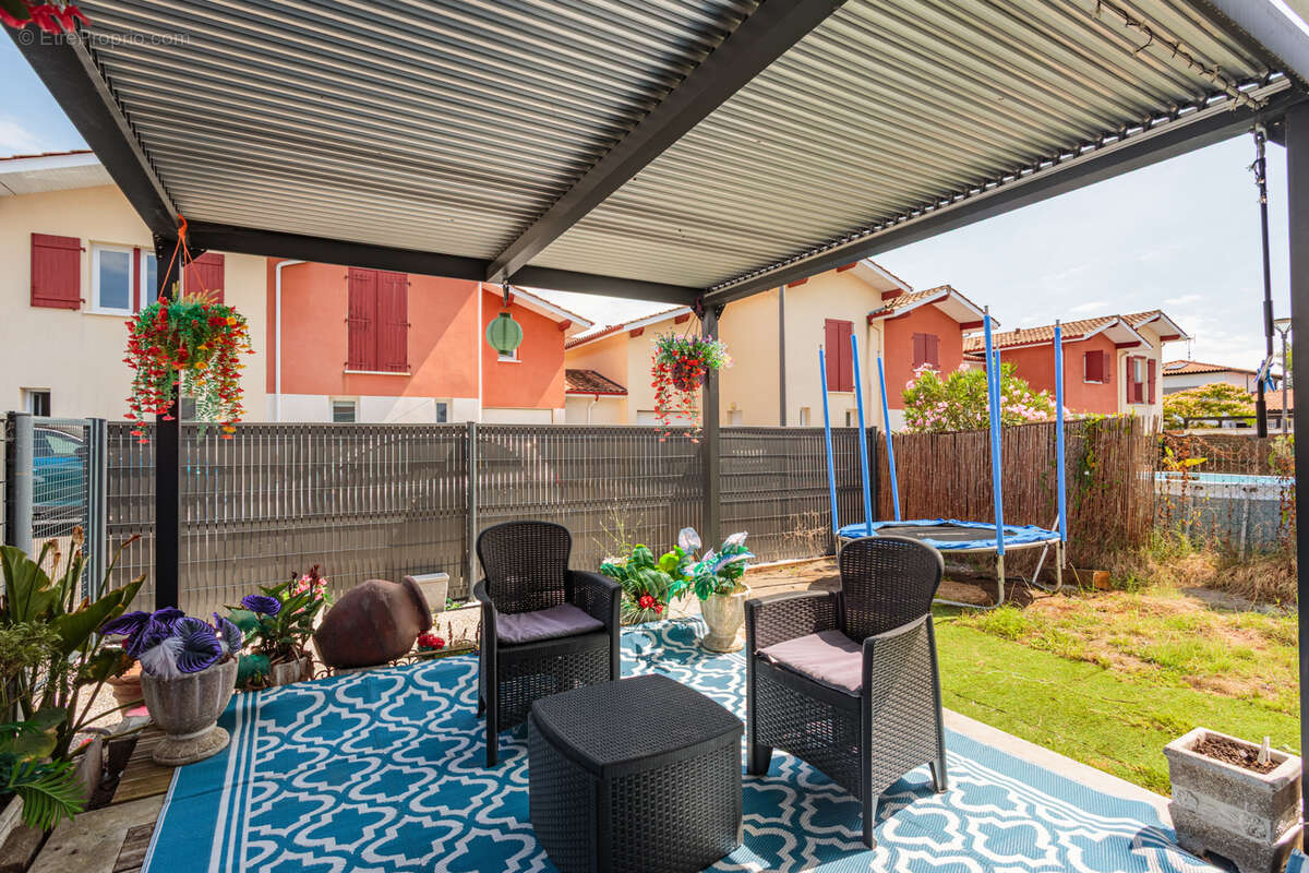 Maison T5 mitoyenne en duplex de 98m2 - Quartier calme - Bénesse-Maremne - photo 4
