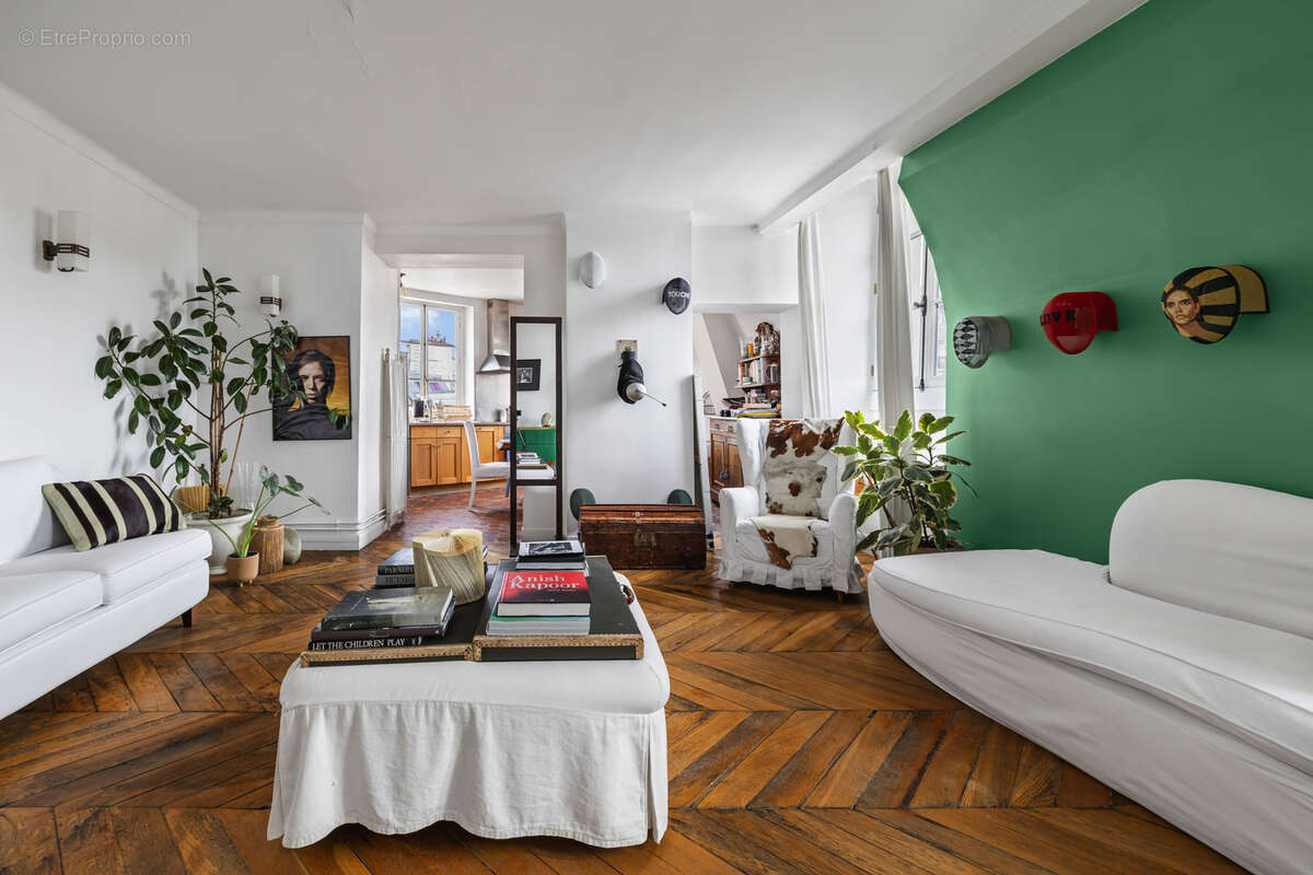 Appartement à PARIS-2E