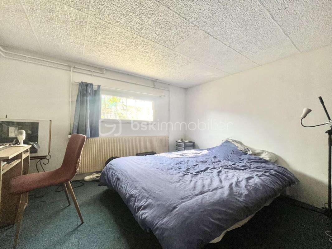 Maison familiale de 150m2 sur un terrain de 930m2 - photo 19