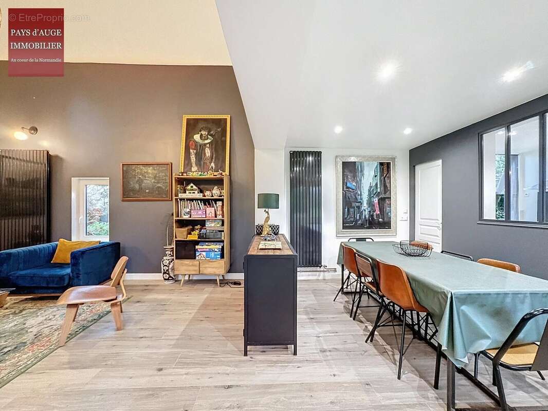 Maison à NEUVILLE-SUR-TOUQUES