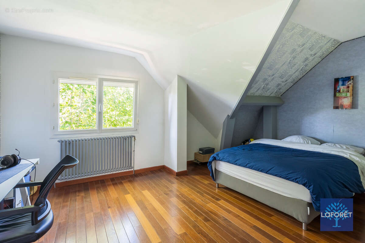 Maison à LE RAINCY