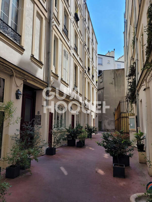 Appartement à PARIS-9E