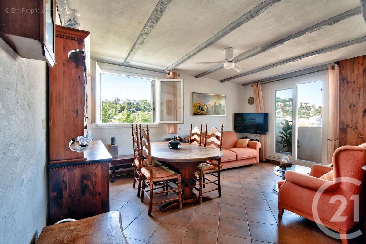 Appartement à NICE
